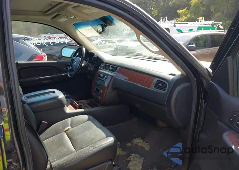 2008 Chevrolet Avalanche 1500 Ltz из США, поврежденный, VIN 3GNFK12398G234279